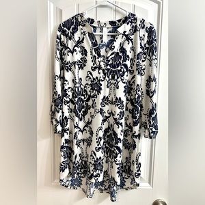 Honeyme V-Neck Top/Tunic - M